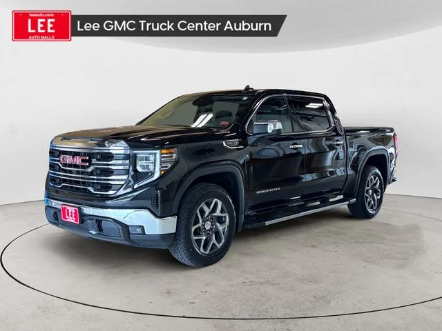 Used 2023 Black GMC SLT image 1