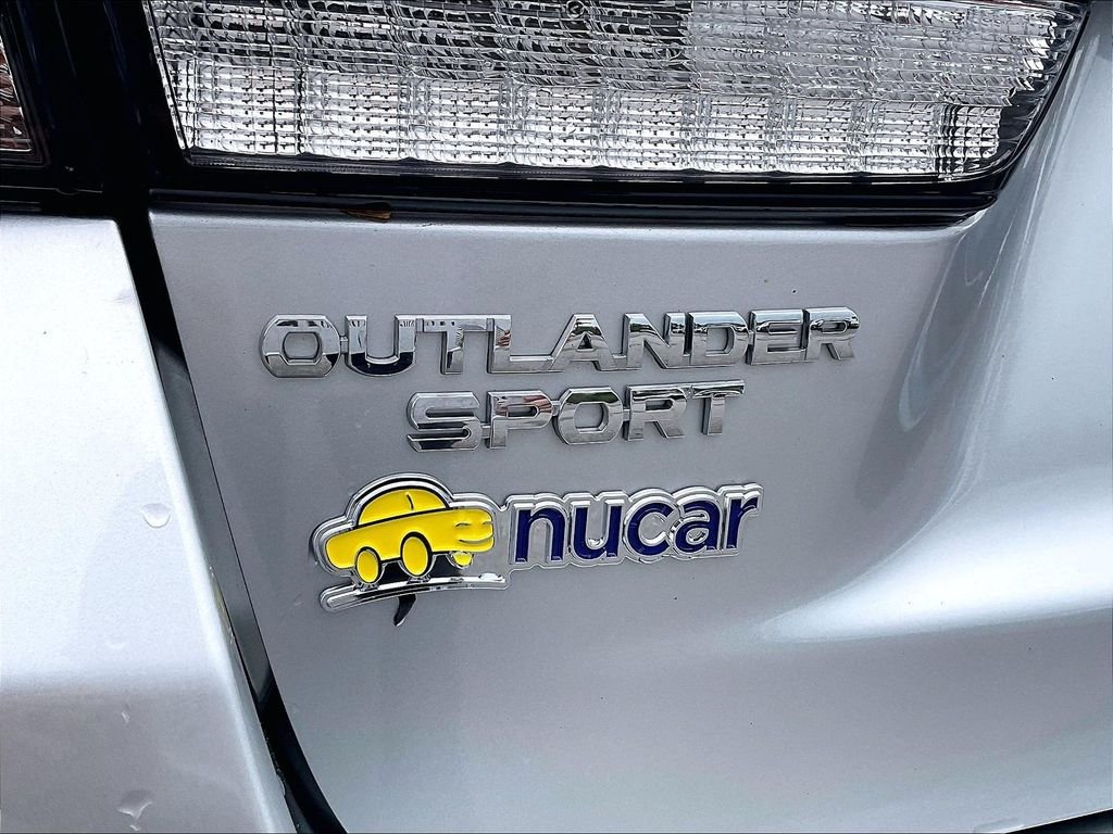 Used 2024 Alloy Silver Metallic Mitsubishi  image 26