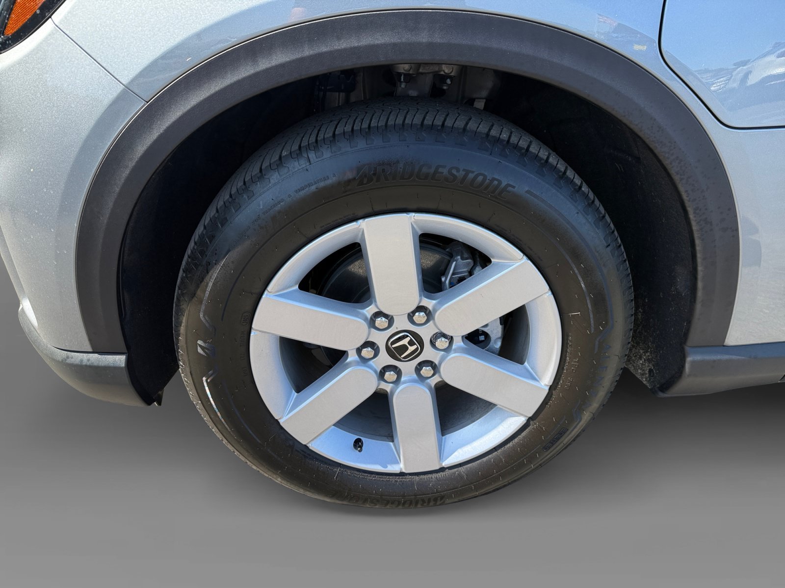 Used 2025 Sonic Gray Pearl Honda EX image 9