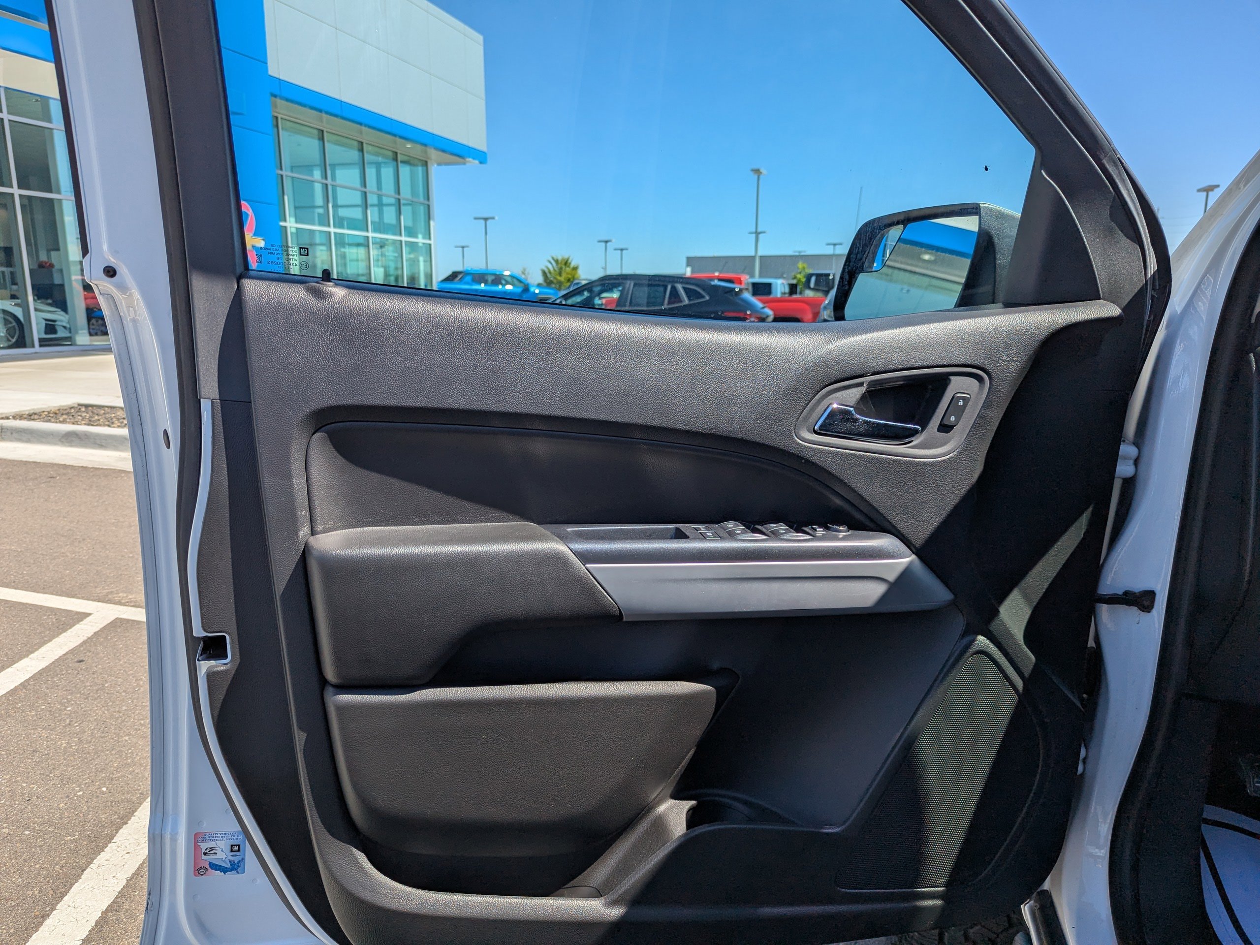 2021 Chevrolet Colorado ZR2 - Photo 10