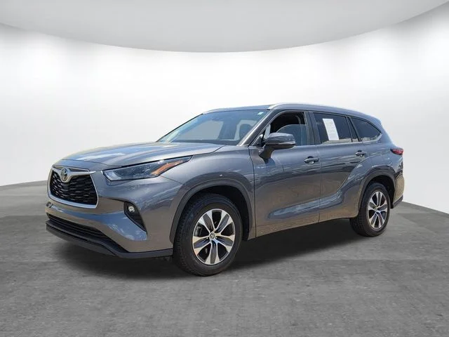 Certified Used 2023 Magnetic Gray Metallic Toyota XLE image 7