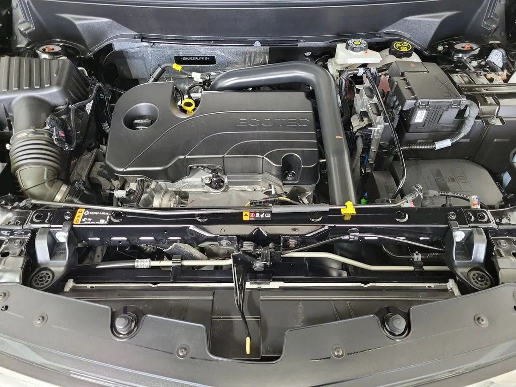 2024 Chevrolet Equinox LT - Photo 22