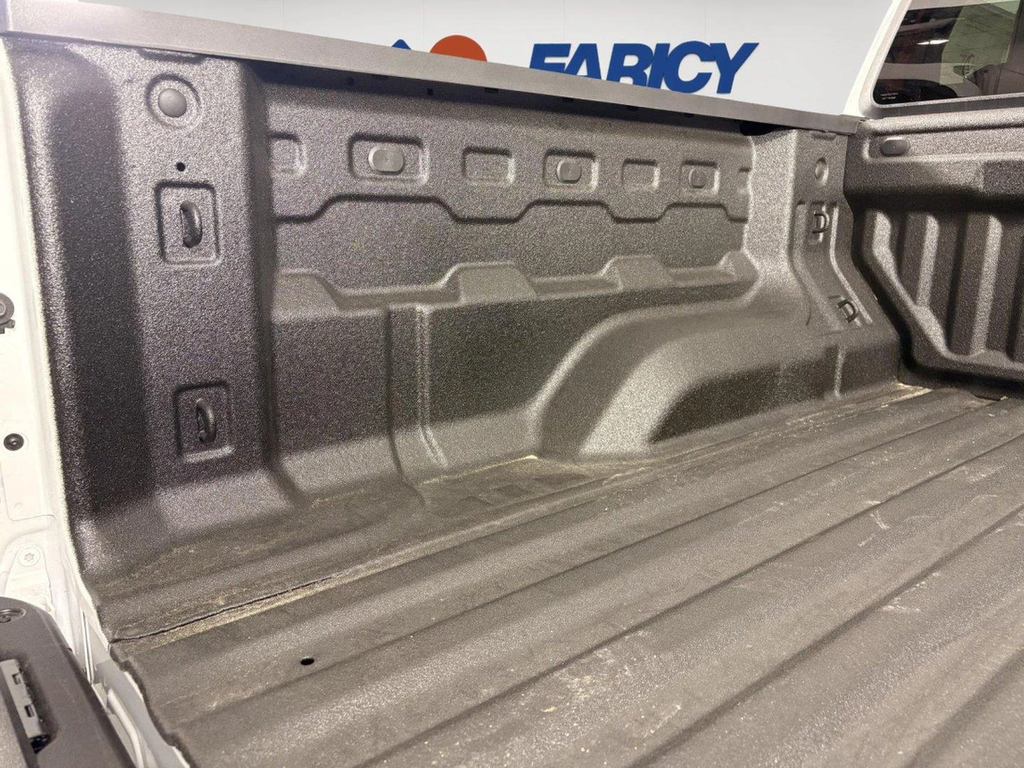 2026 GMC Canyon AT4 - Photo 9