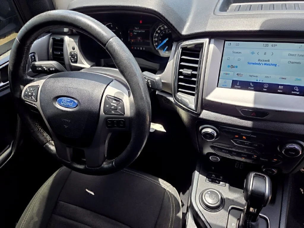Used 2021 Blue Ford XLT image 31