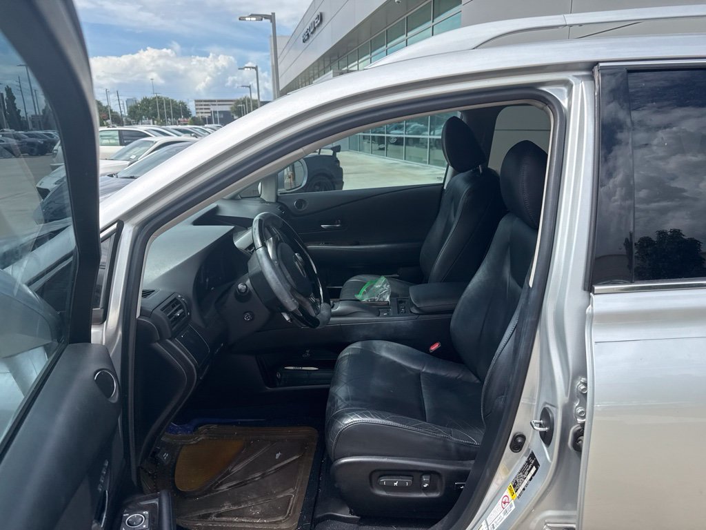 Used 2015 Silver Lexus 350 image 2