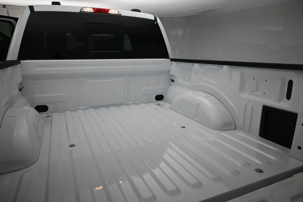 New 2026 White Ford XLT image 7