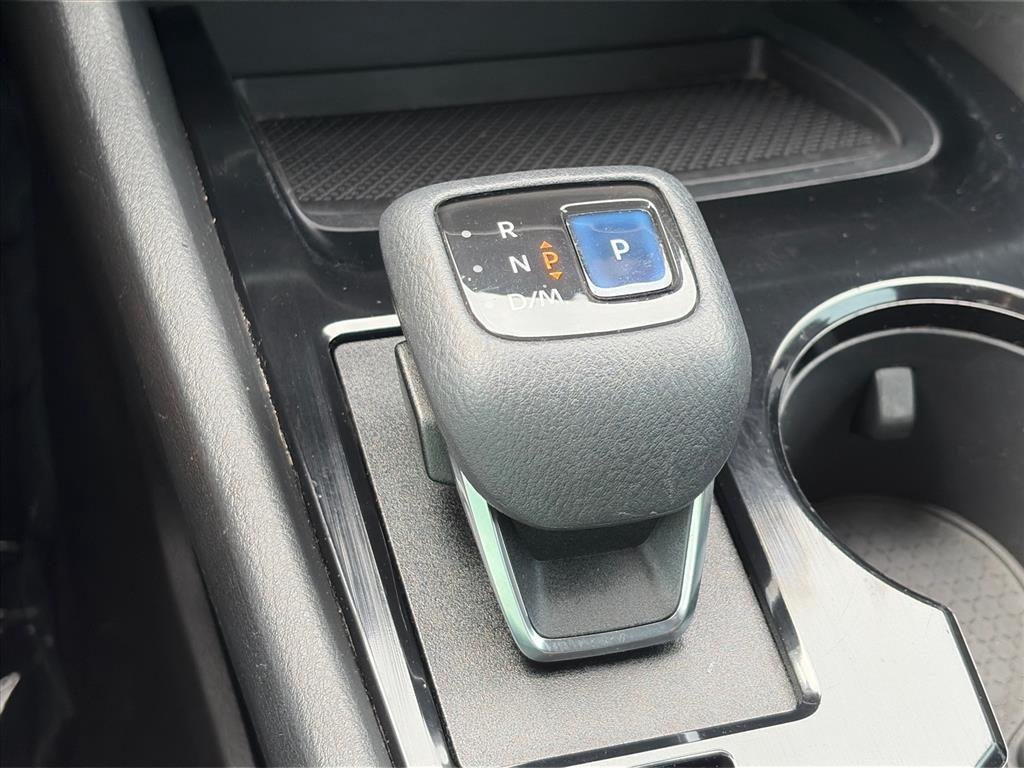 2021 Nissan Rogue SV - Photo 16