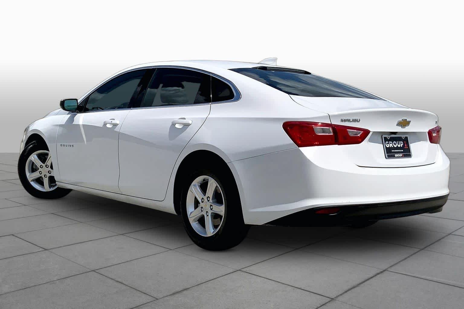 Used 2023 Summit White Chevrolet LT image 12