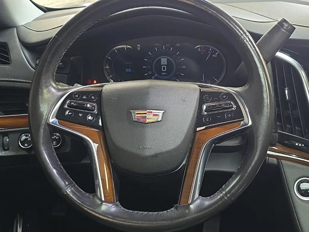 Used 2020 Black Raven Cadillac Luxury image 15