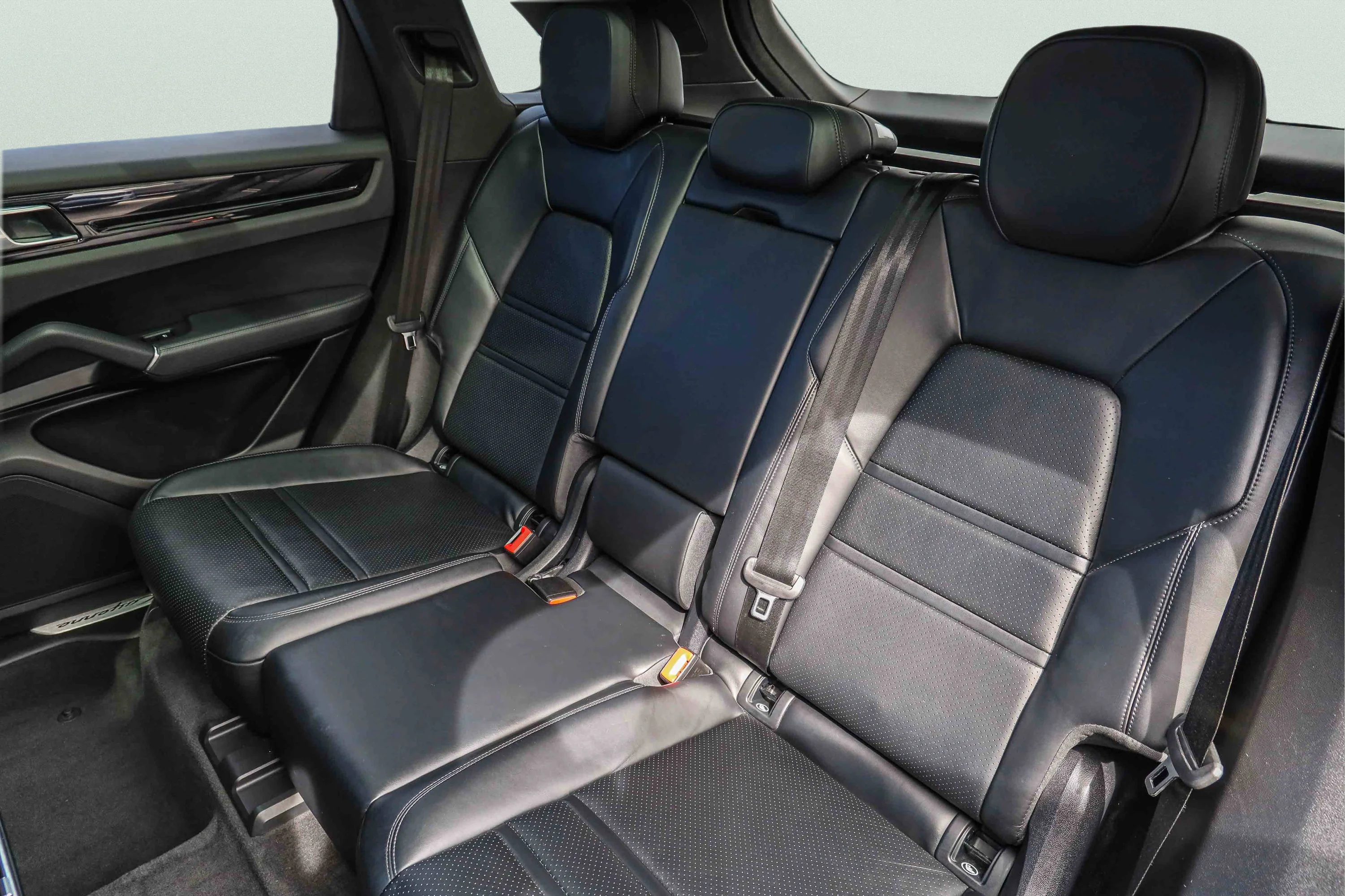 Used 2022 Gray Porsche  image 20