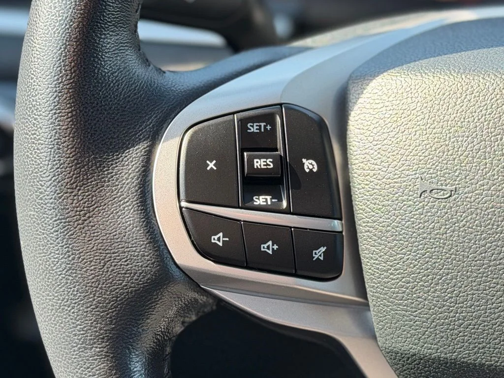 Used 2022 Blue Ford XLT image 12