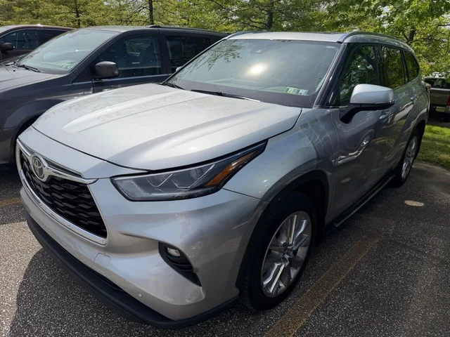 2022 Toyota Highlander Limited