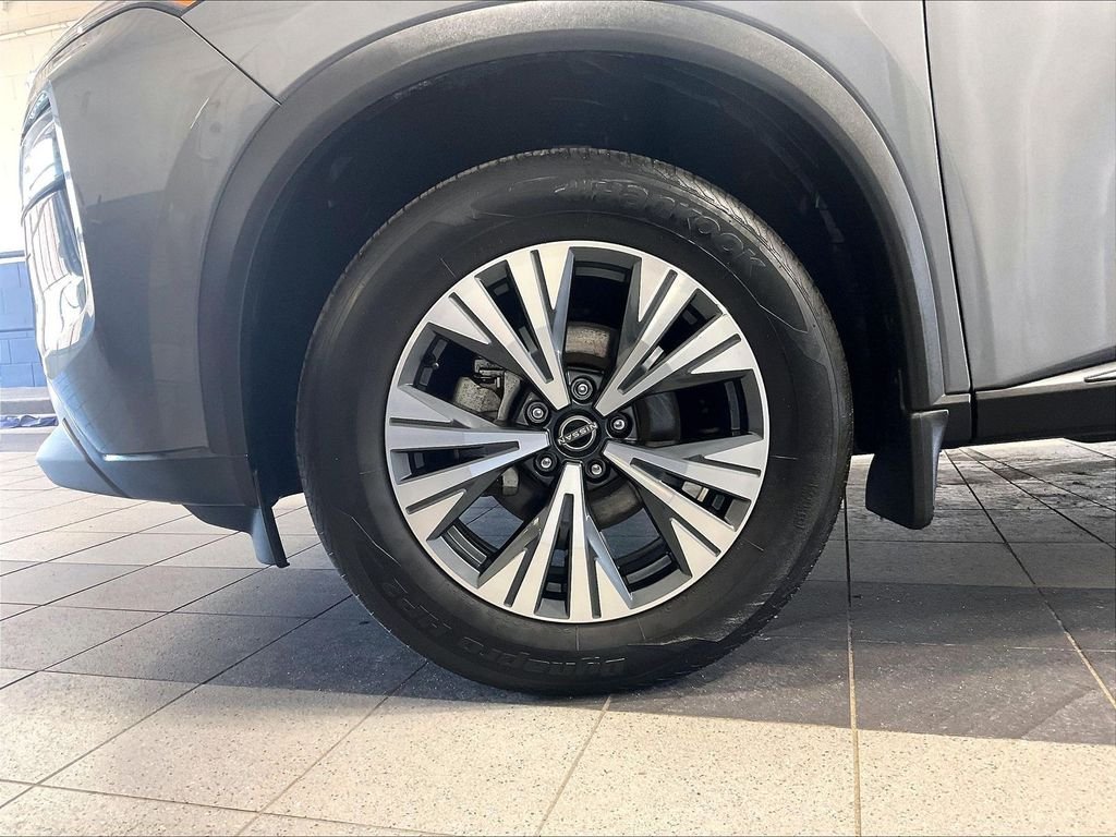Certified Used 2023 Gray Nissan SV image 7