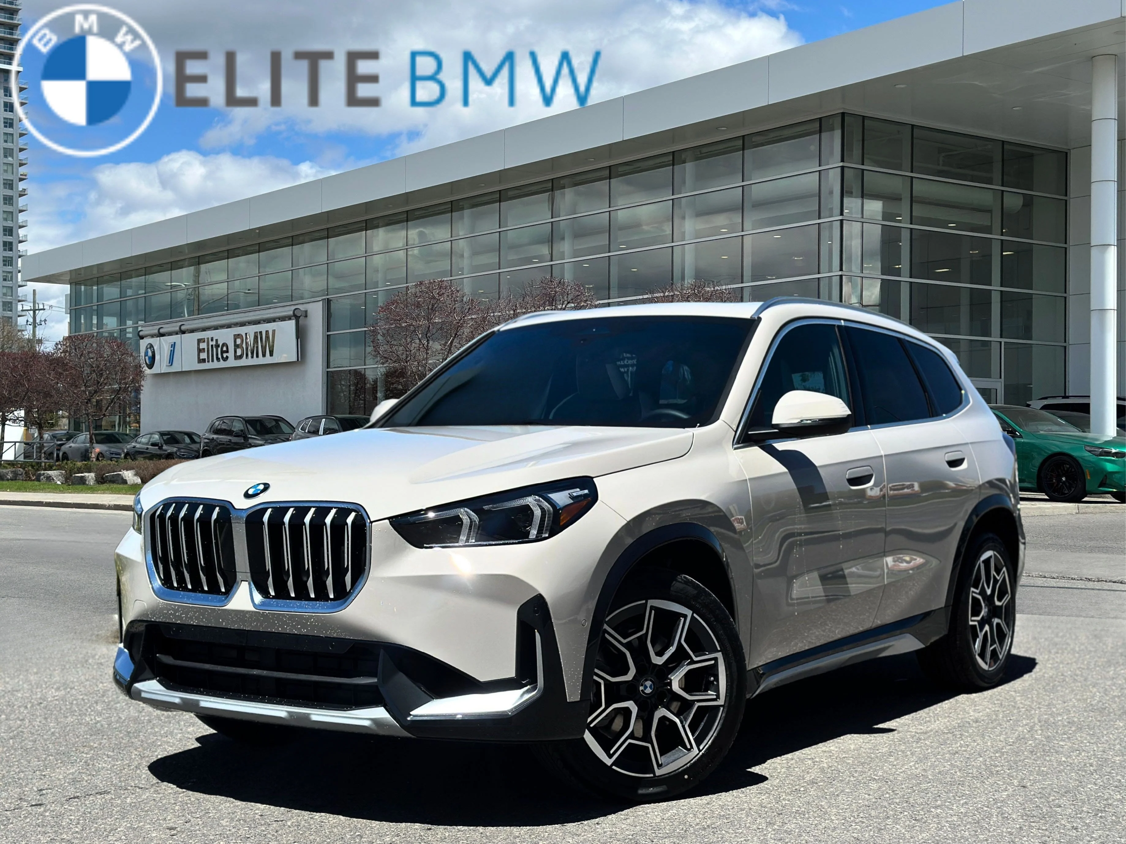 Used 2026 Dune Grey Metallic BMW xDrive28i image 1