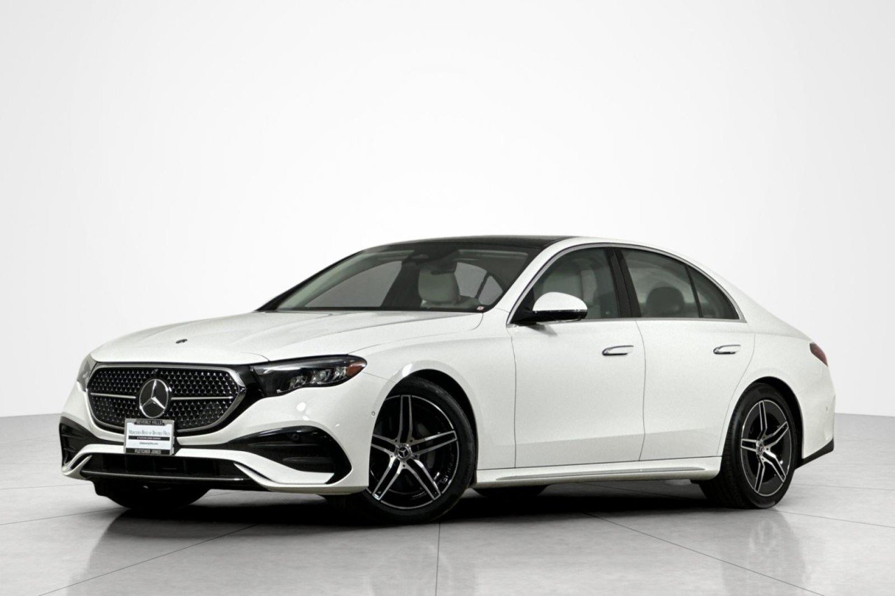 2025 Mercedes-Benz E-Class E350's photo