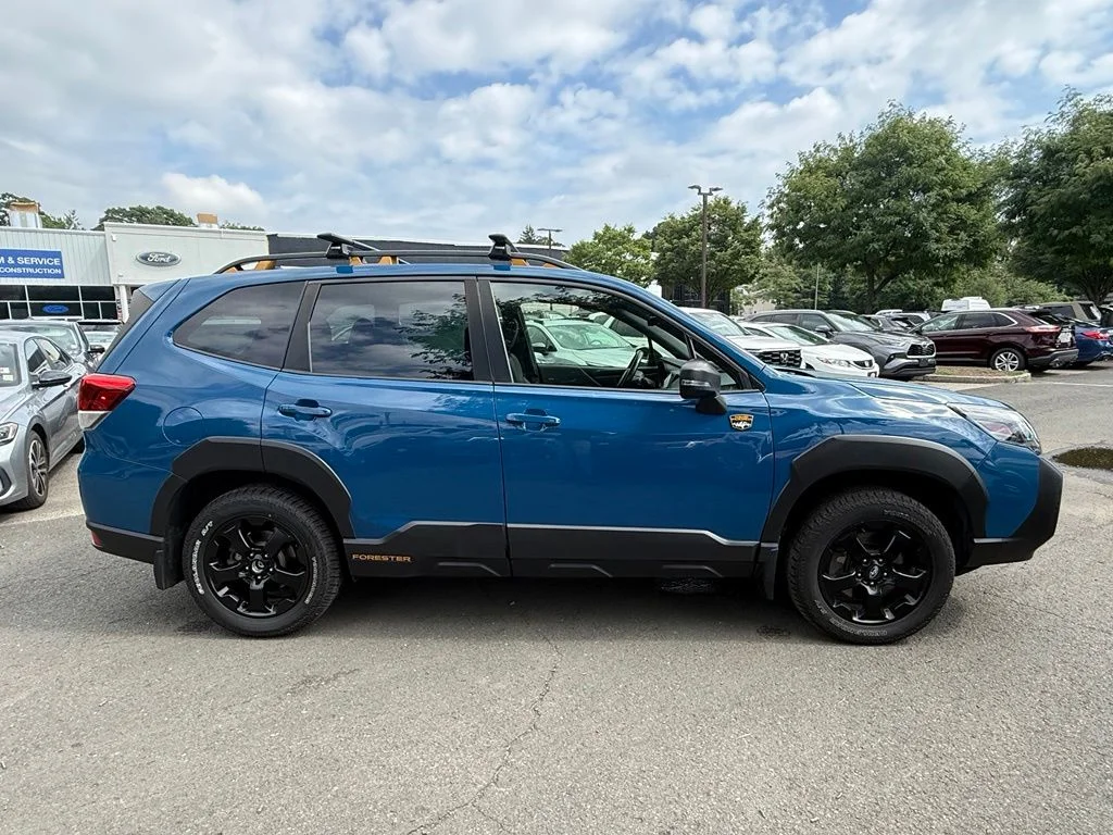 Used 2023 Geyser Blue Subaru Wilderness image 5