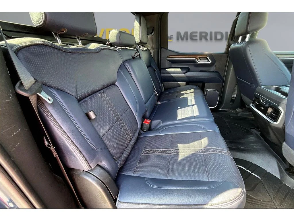 Used 2022 Northsky Blue Metallic Chevrolet High Country image 20