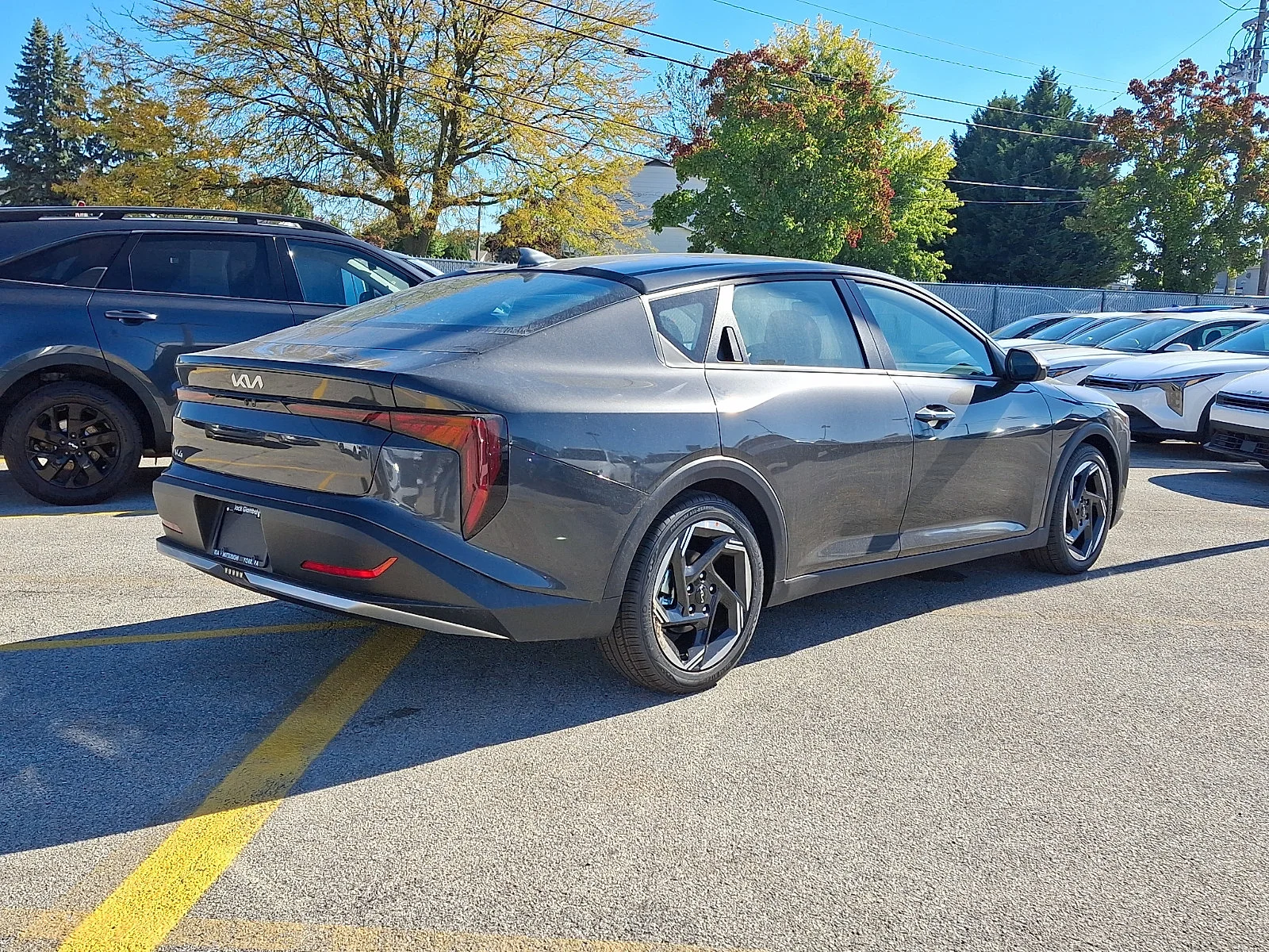 New 2026 Gray Kia EX image 5