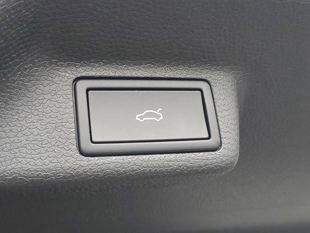 2025 Volkswagen ID. Buzz PRO S - Photo 10