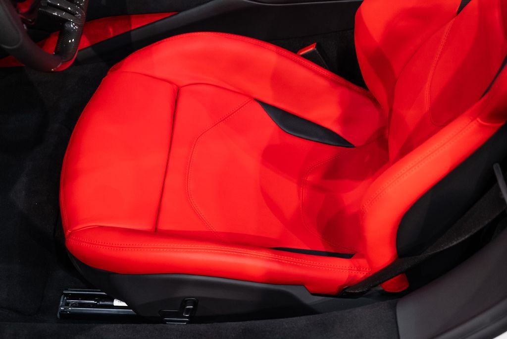Certified Used 2025 Bianco Avus Ferrari  image 26
