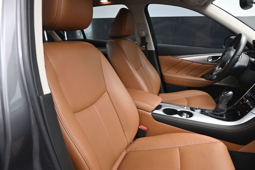 Certified Used 2023 Gray INFINITI LUXE image 24