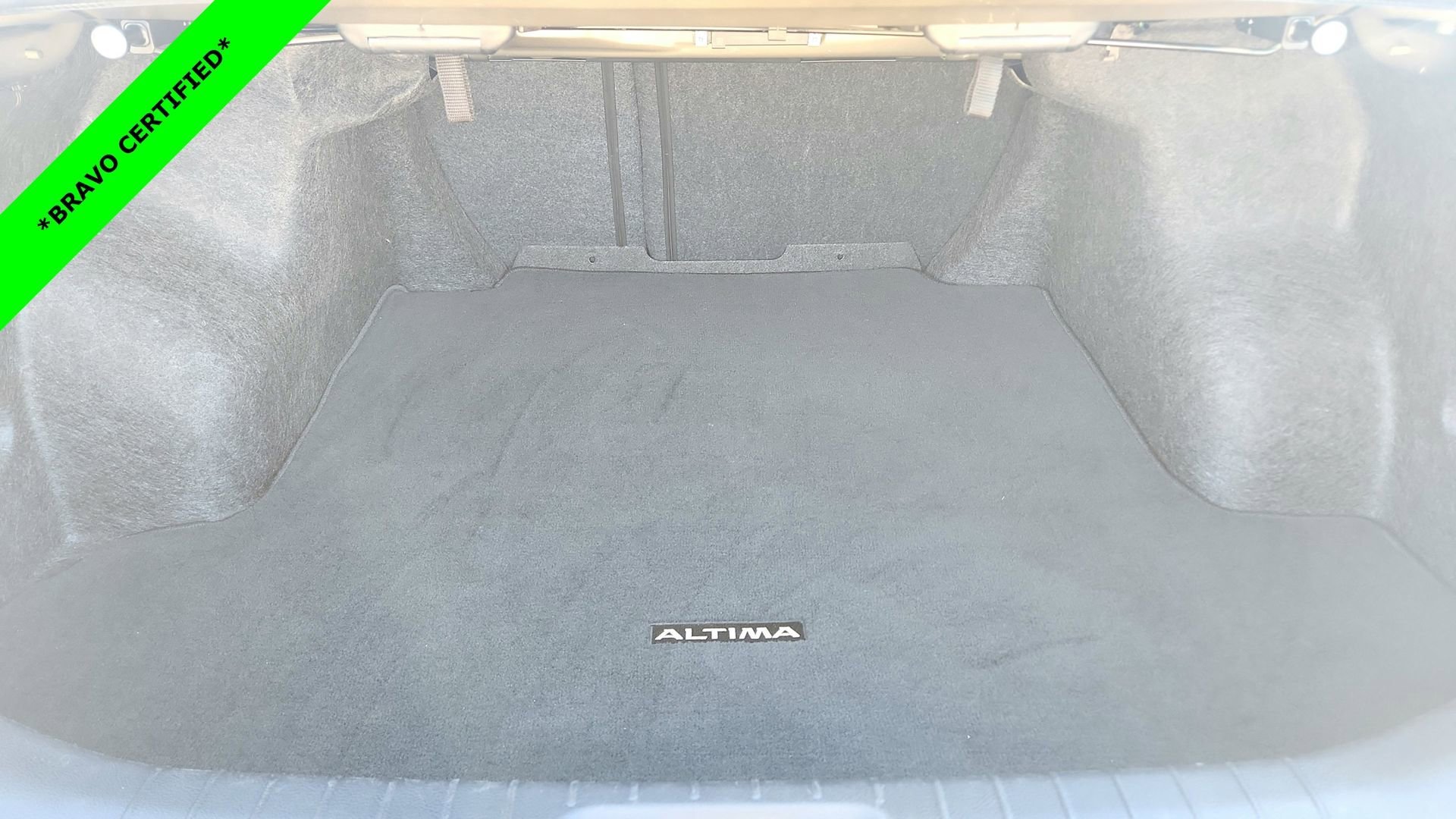 2023 Nissan Altima SV - Photo 29