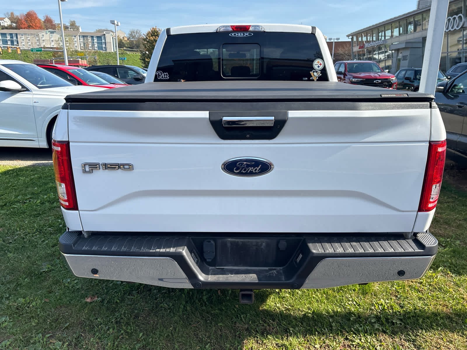Used 2017 Oxford White Ford XLT image 11