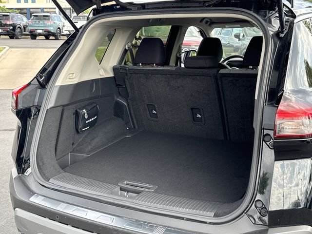 Used 2023 Black Nissan SV image 21