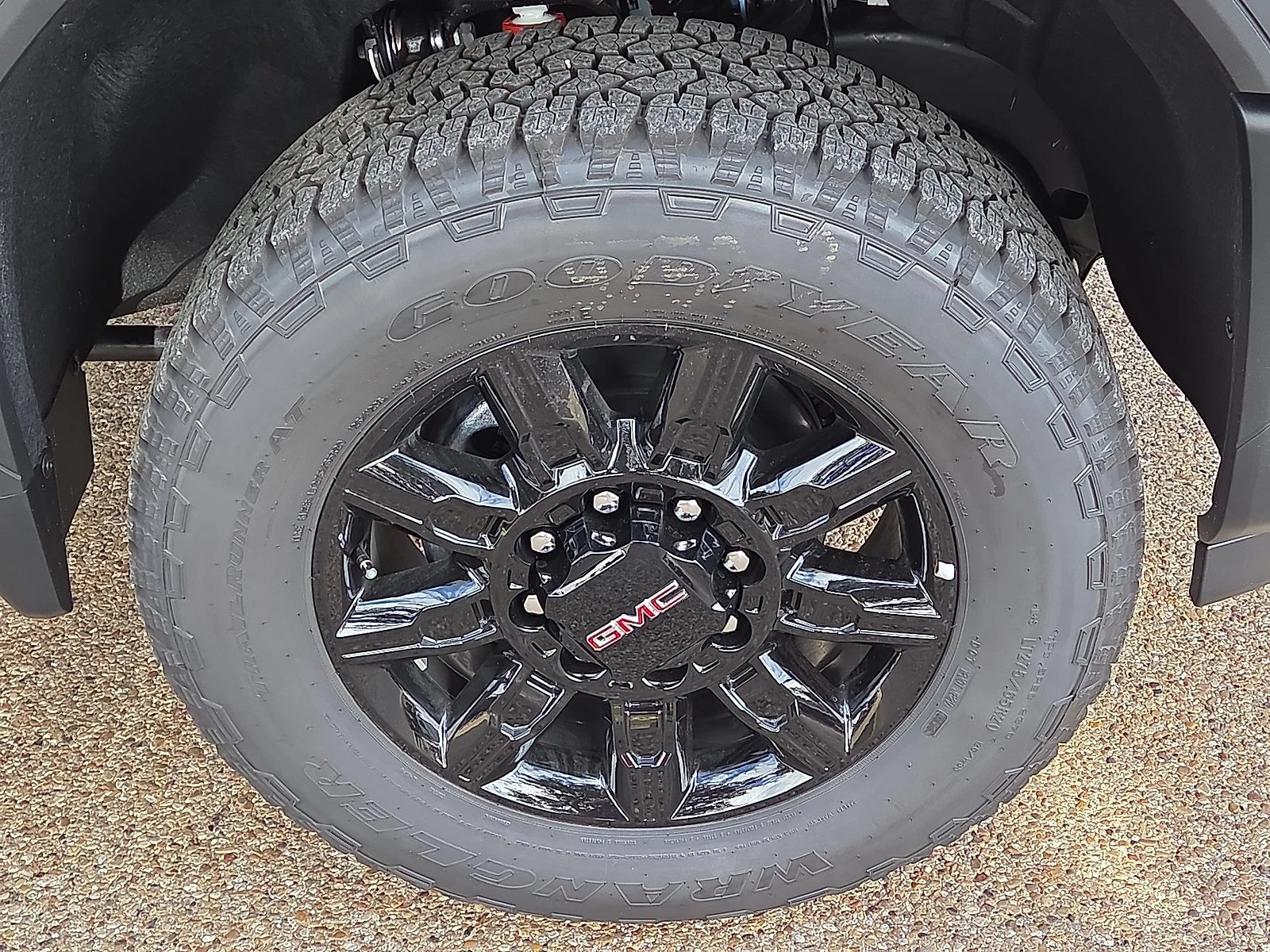 2026 GMC Sierra 2500HD AT4 - Photo 7