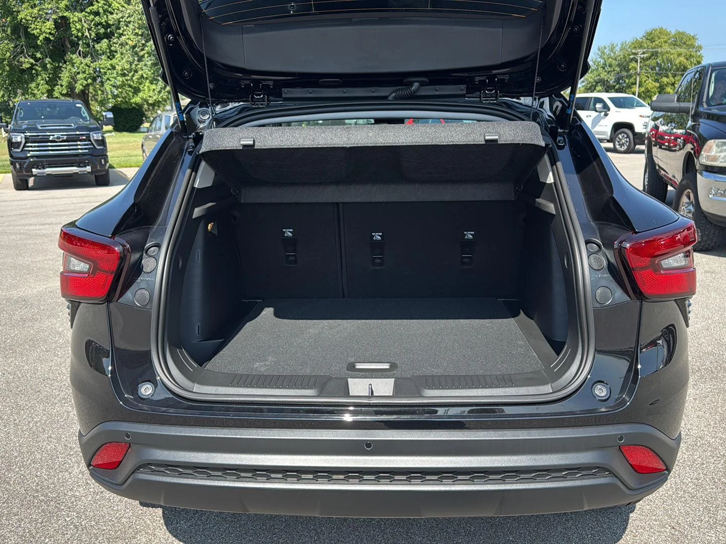 2026 Chevrolet Trax LT - Photo 13