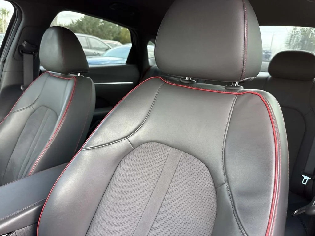 Used 2020 Gray Hyundai SEL Plus image 23