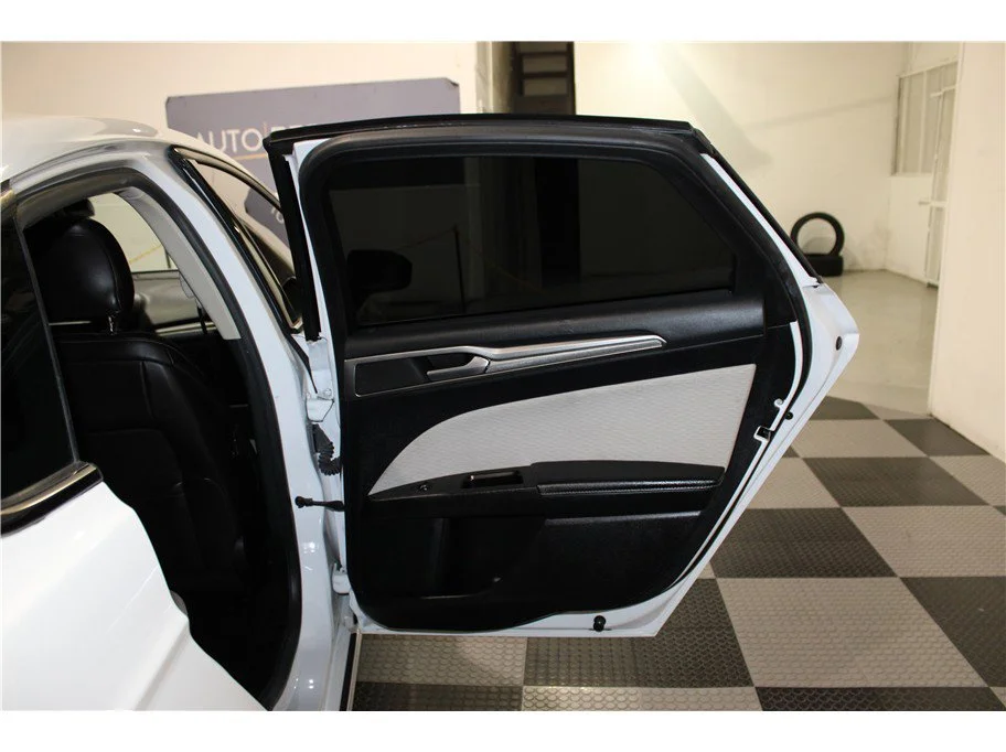 Used 2019 White Ford SE image 22