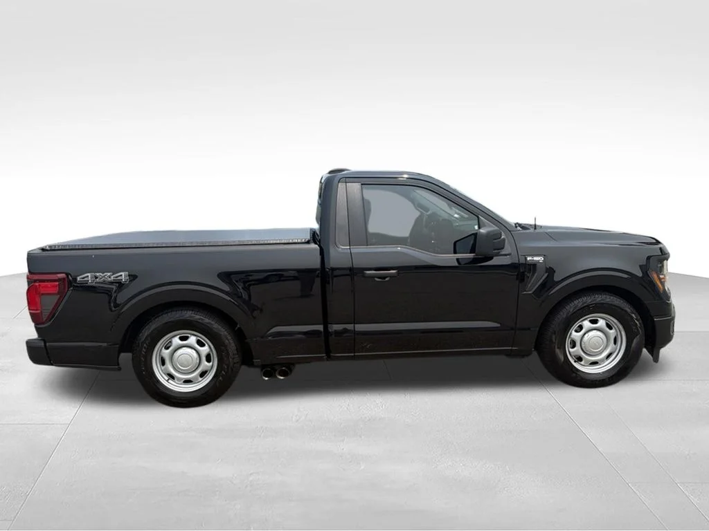 Used 2025 Black Ford XL image 6