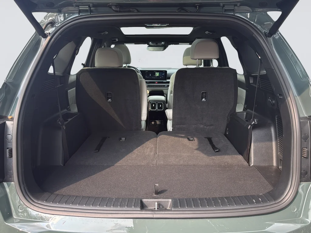 Used 2025 Green Kia SX Prestige image 31
