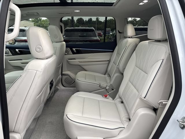2026 Buick Enclave Avenir - Photo 22