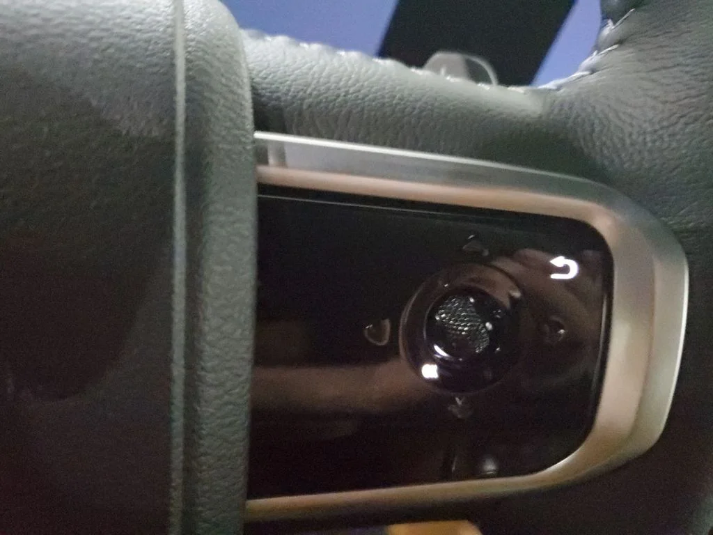 2026 Nissan Armada SL - Photo 16
