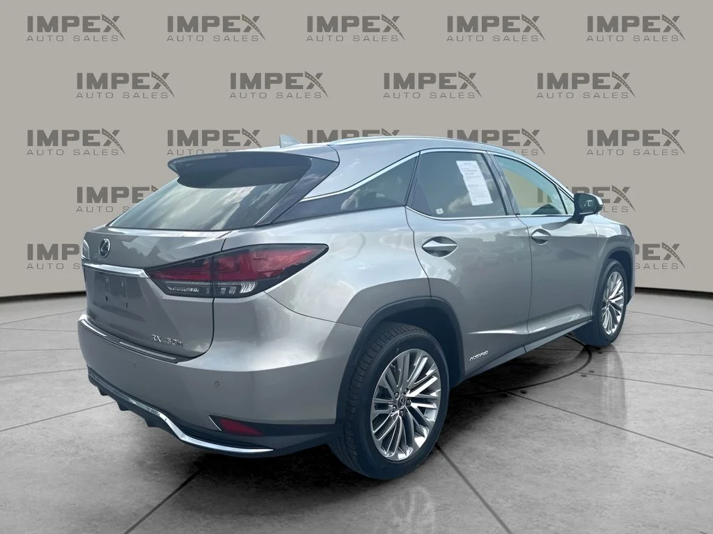 Used 2021 Silver Lexus 450h image 3