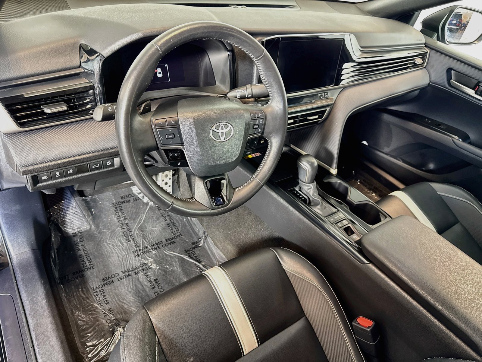 Used 2025 Midnight Black Metallic Toyota SE image 4