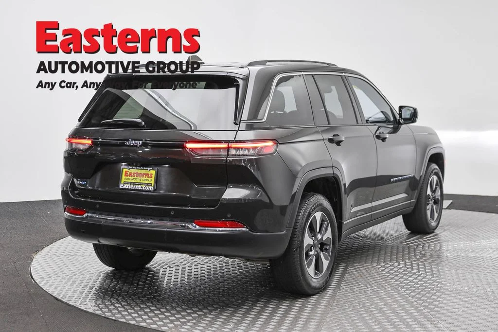 Used 2024 Brown Jeep 4xe image 5