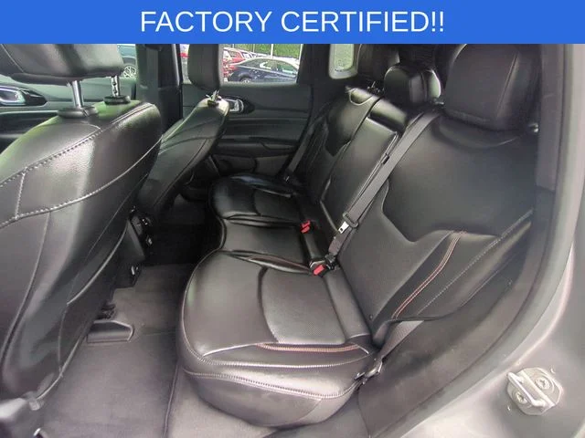 Used 2023 Silver Jeep Limited image 30