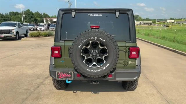 New 2023 Sarge Green Clear-Coat Exterior Paint Jeep Rubicon 4xe image 7