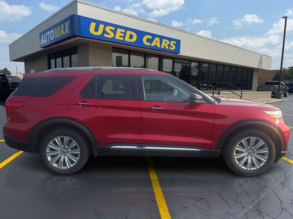 Used 2020 Red Metallic Ford Limited image 2