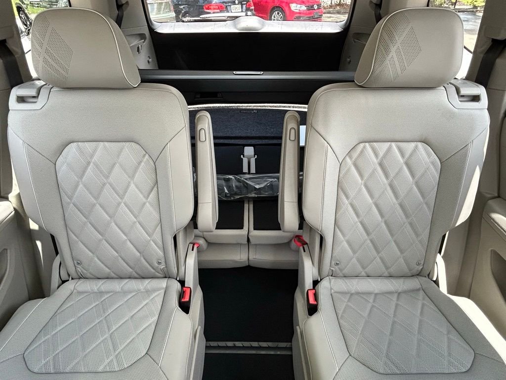 New 2026 White/off-white Volkswagen 2.0T SEL Premium R-Line image 12