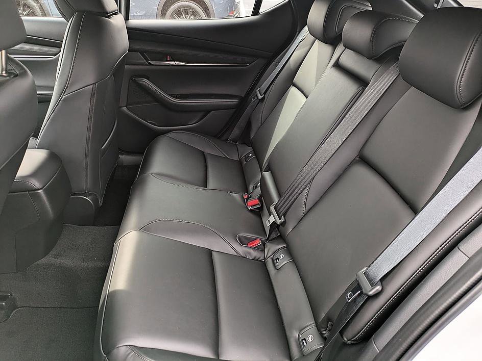 2026 Mazda Mazda3 Premium - Photo 24