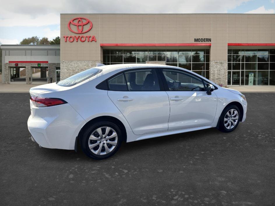 Used 2026 Pearl Toyota LE image 6