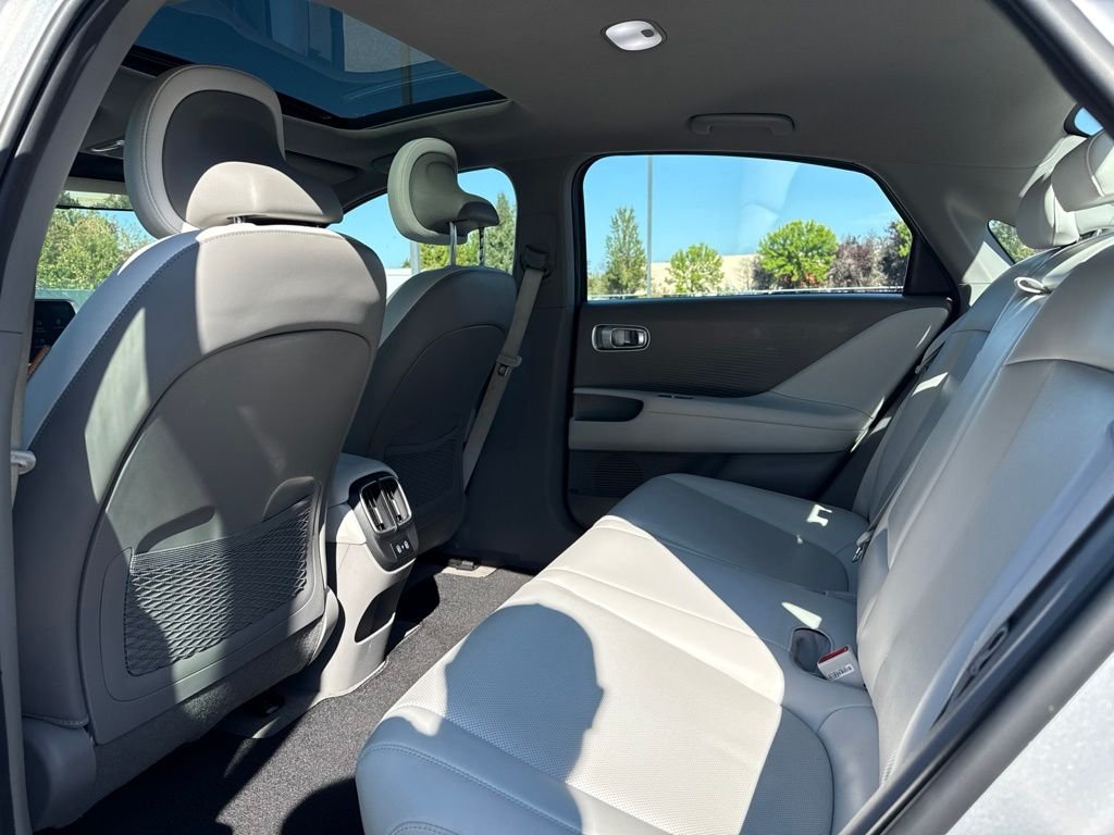 Used 2023 Gravity Gold Matte Hyundai Limited image 21