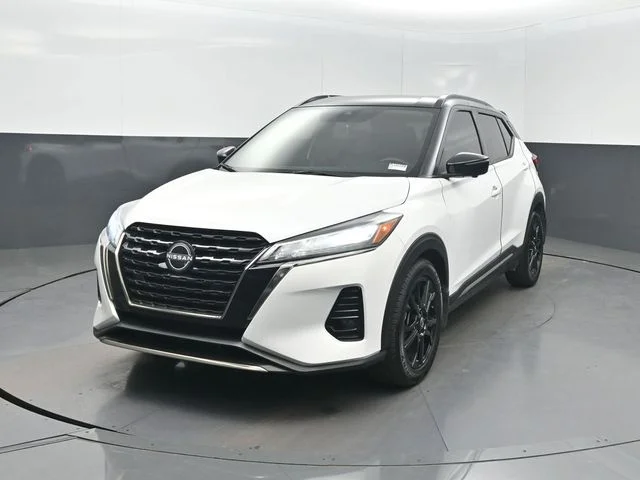 Used 2023 White Nissan SR image 1