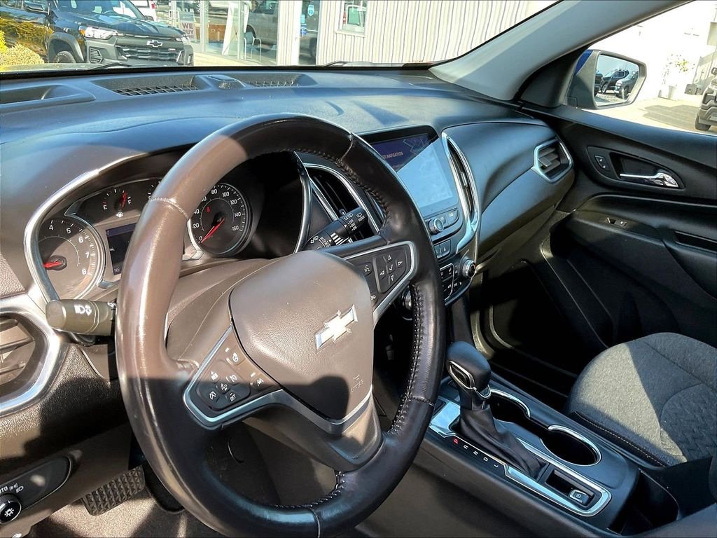 Used 2022 Blue Chevrolet LT image 8