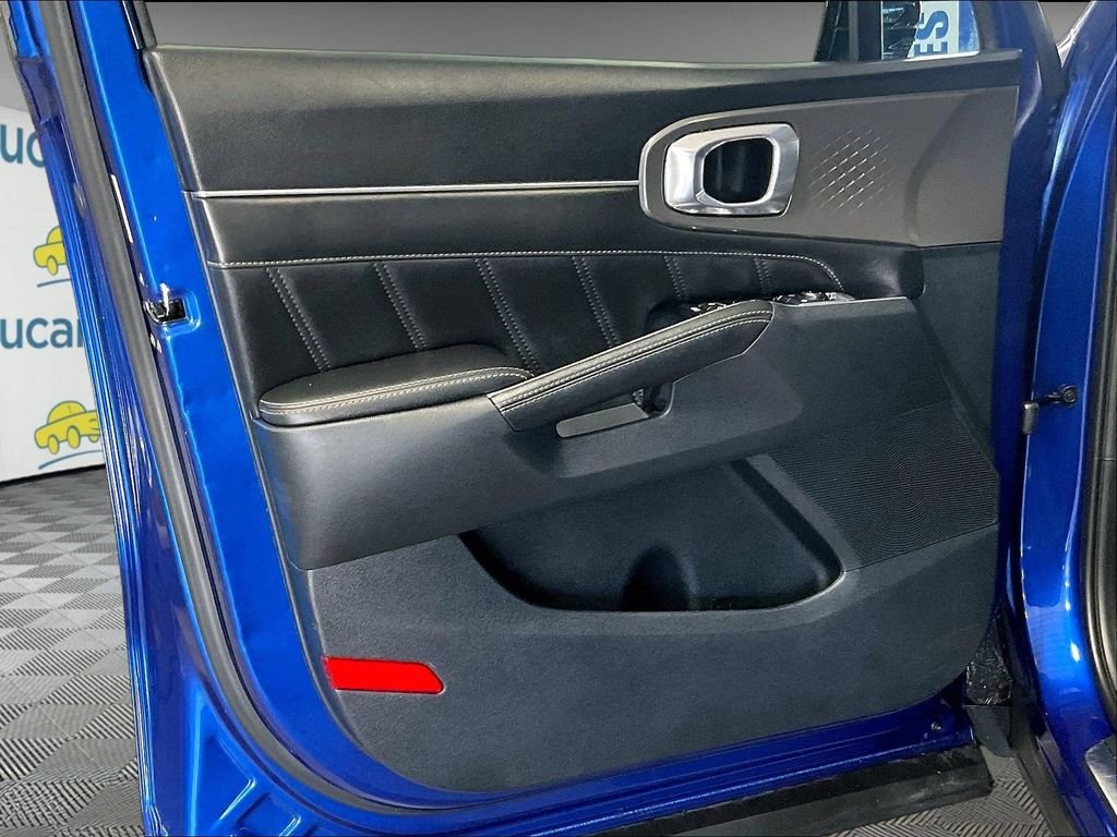 Used 2023 Blue Kia SX image 9