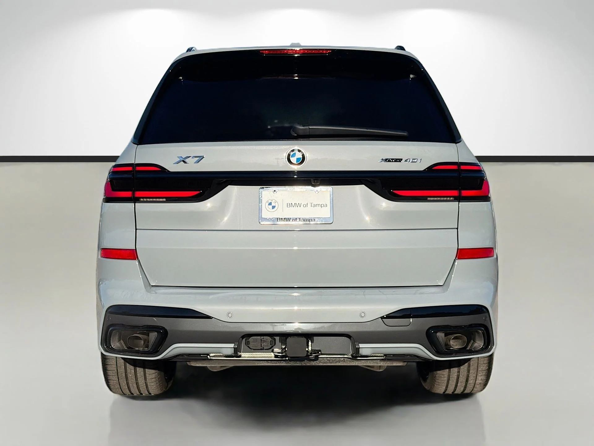 New 2027 Brooklyn Grey Metallic BMW xDrive40i image 4